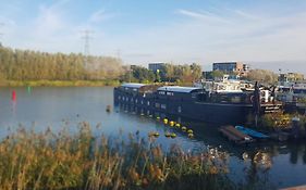 Wheelhouse Euphrate Houseboat